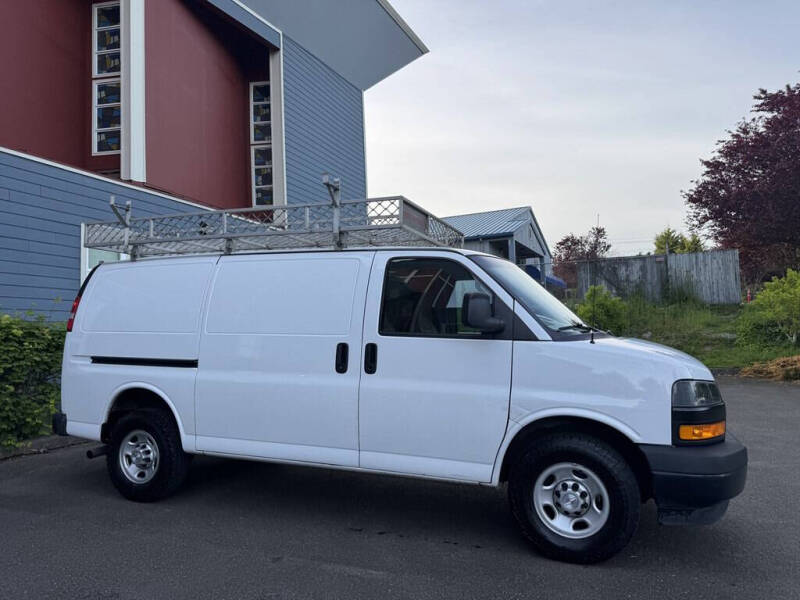 chevrolet express cargo 2018 1GCZGGFP1J1271449 image chevrolet express cargo 2018 1GCZGGFP1J1271449 image